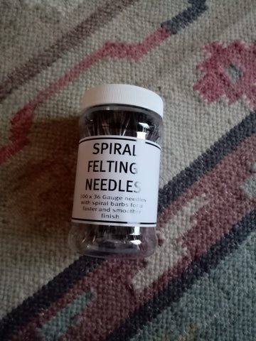 Spiral felting needles